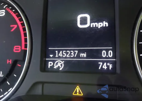 2018 Audi A3 2.0T Premium/2.0T Tech Premium из США, поврежденный, VIN WAUAUGFF5J1037857